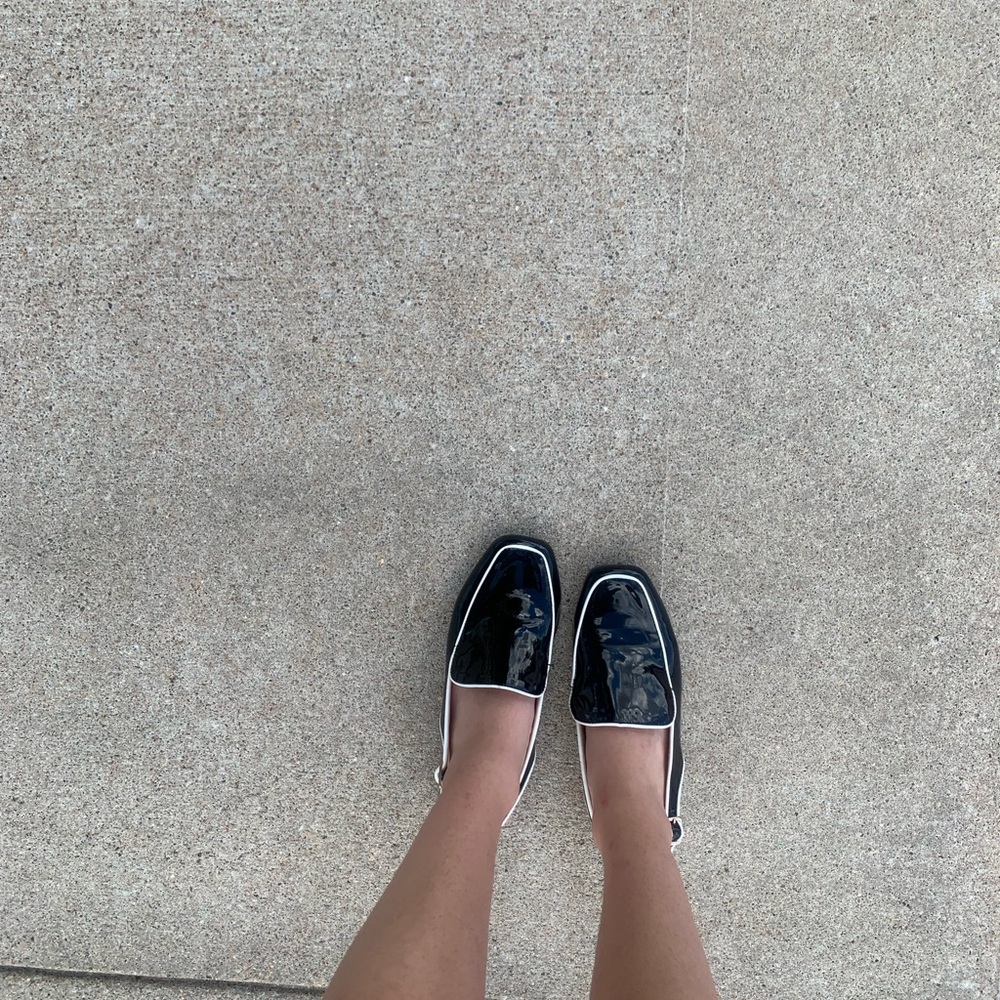 Black dress shoes